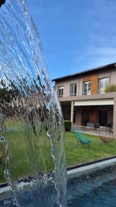 Amalinas Hotel con Pileta