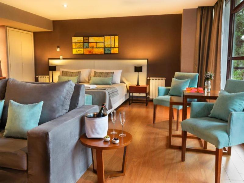 Boutique Hotel & Spa Bosque del Nahuel con Cuna