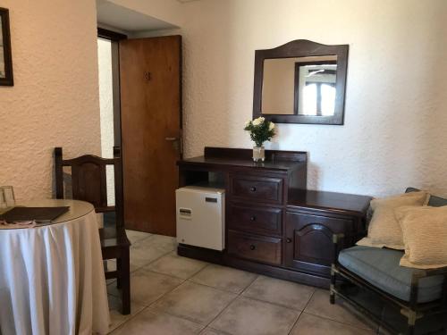 Brisas Hosteria con Desayuno