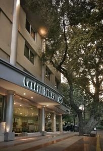 Cóndor Suites Apart Hotel con Estacionamiento