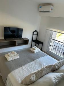 France Golf Apart – Flat Deluxe con estacionamiento privado, pileta y gimnasio con Pileta