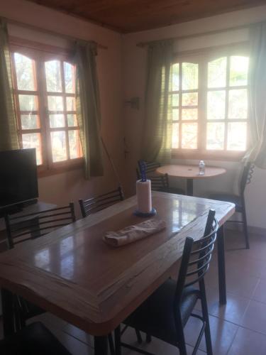 Hosteria Huaco con Estacionamiento