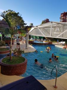 Hotel Chiavari con Pileta