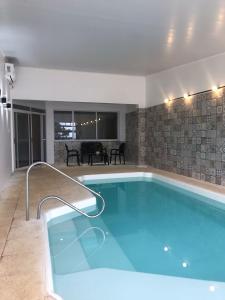 Hotel del Rio – La Cruz Corrientes con Estacionamiento