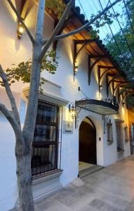 Hotel Del Virrey con Estacionamiento