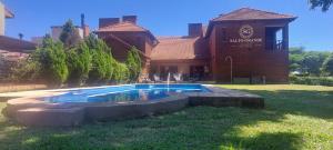 Hotel Salto Grande con Estacionamiento