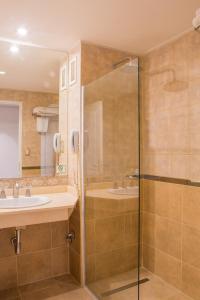 Howard Johnson Rio Cuarto Hotel y Casino con Gimnasio