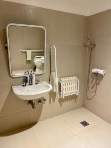 Howard Johnson San Francisco con Gimnasio