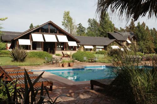 La Posta del Pilar Hotel & Spa con Gimnasio