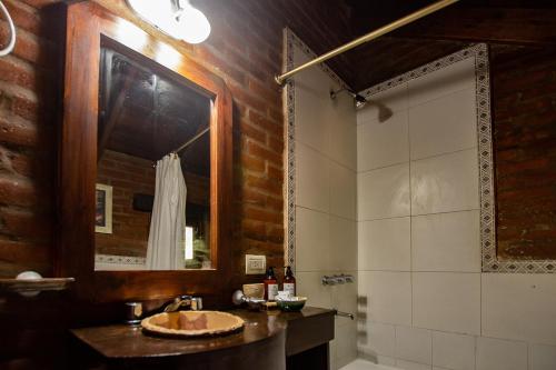 Leyendas Cabañas y Aparts del Bosque con Desayuno