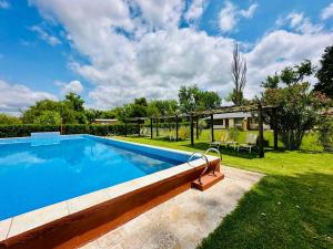 Los Carolinos Lodge con Estacionamiento