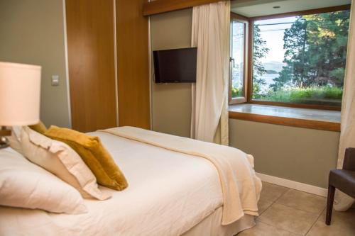 Los Robles Apart & Spa con Desayuno