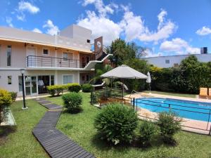Mediterraneo Apart Hotel con Estacionamiento