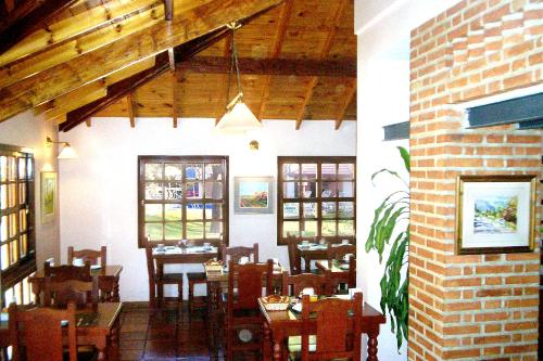 Paradiso Hotel con Estacionamiento