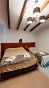 Ribera Sur Hotel – Los Algarrobos – Tanti con Estacionamiento