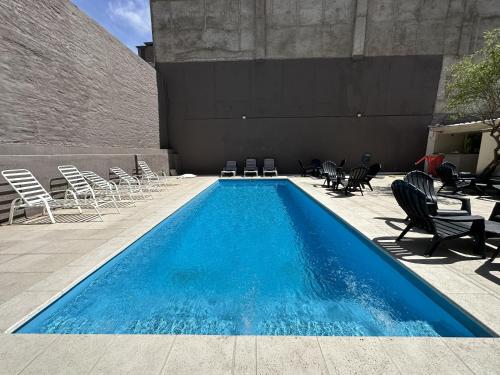 Ritz Hotel Mendoza con Desayuno