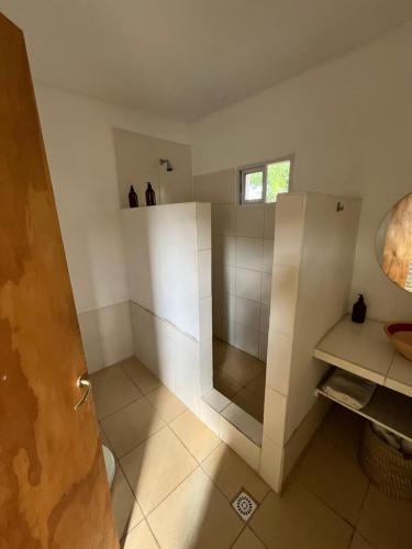 Salir del Cráter Apart VALENTIN con Cuna